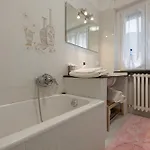 La Di Ludo *